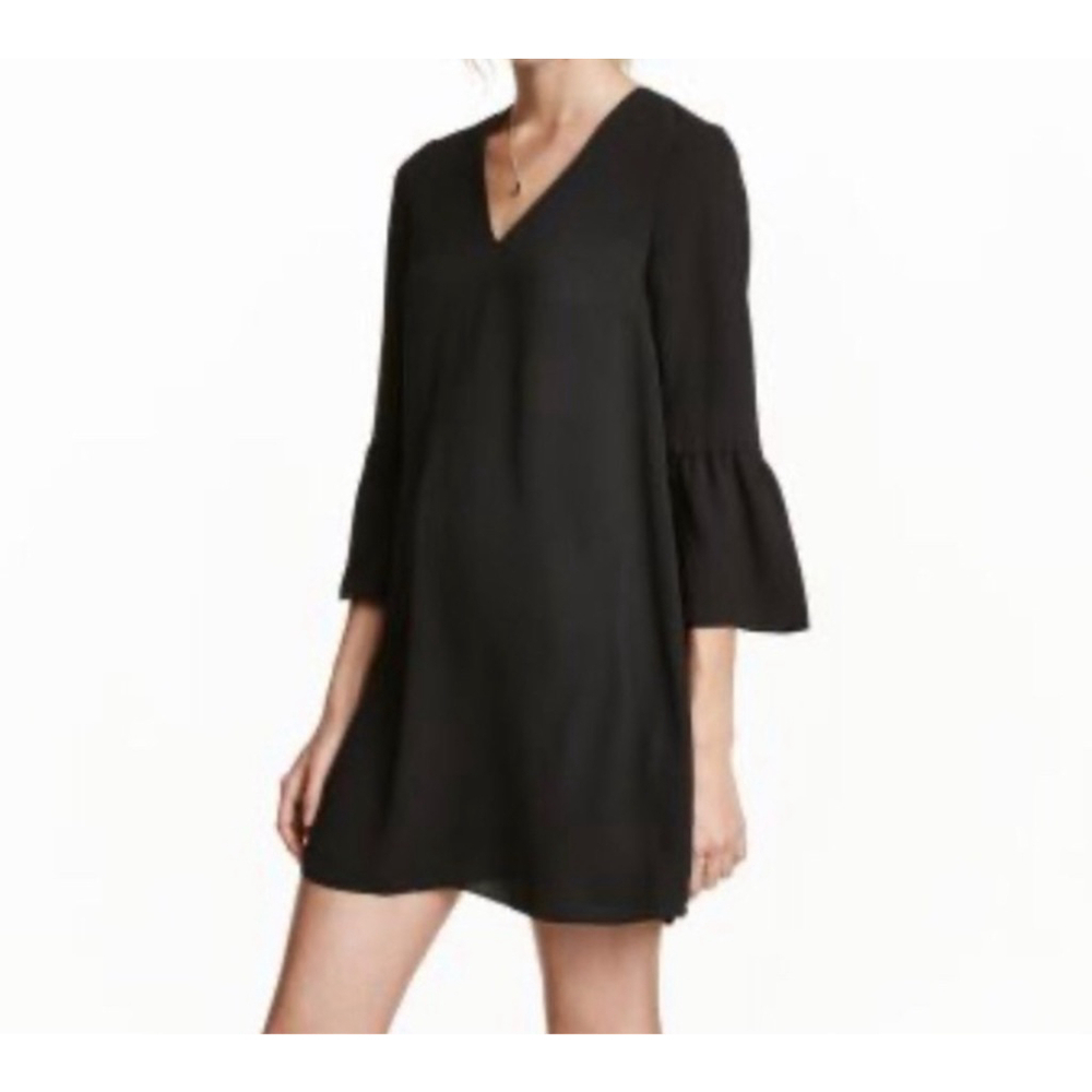 H&M NWT Black V-Neck Flare Bell Sleeve Shift Mini Dress Size 2